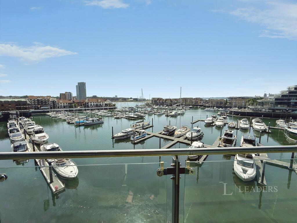 2 bed 1st Floor Flat for rent in Southampton. From Leaders Waterside Properties Sales - Ocean Village 2 bed 1st Floor Flat for rent in Southampton. From Leaders Waterside Properties Sales - Ocean Village