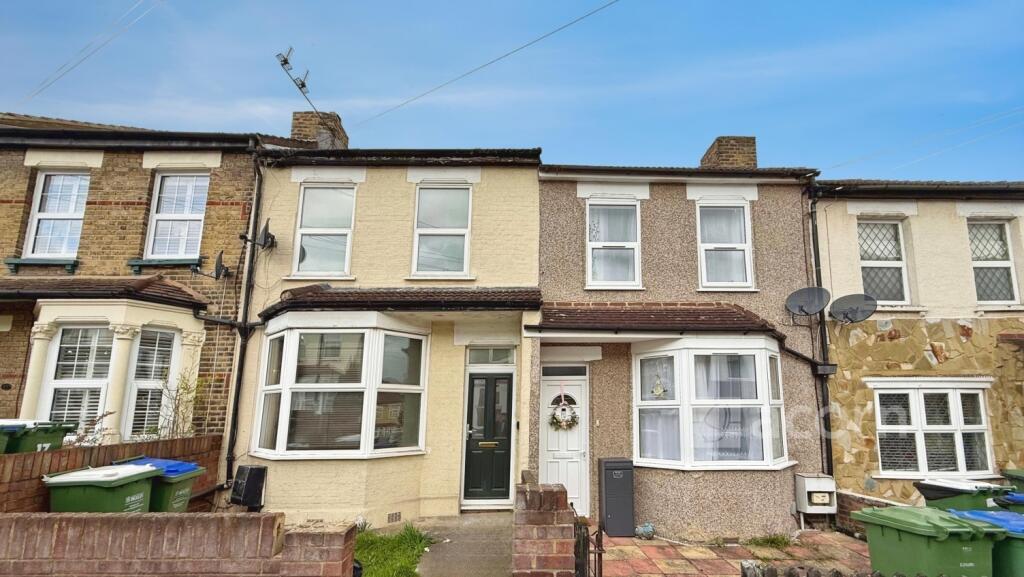 3 bed Mid Terraced House for rent in Erith. From Acorn - Belvedere
