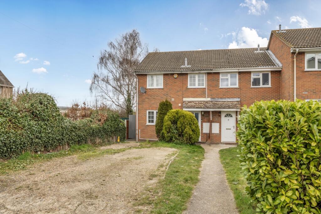 4 bed End of Terrace for rent in Swanley. From Langford Russell - Swanley