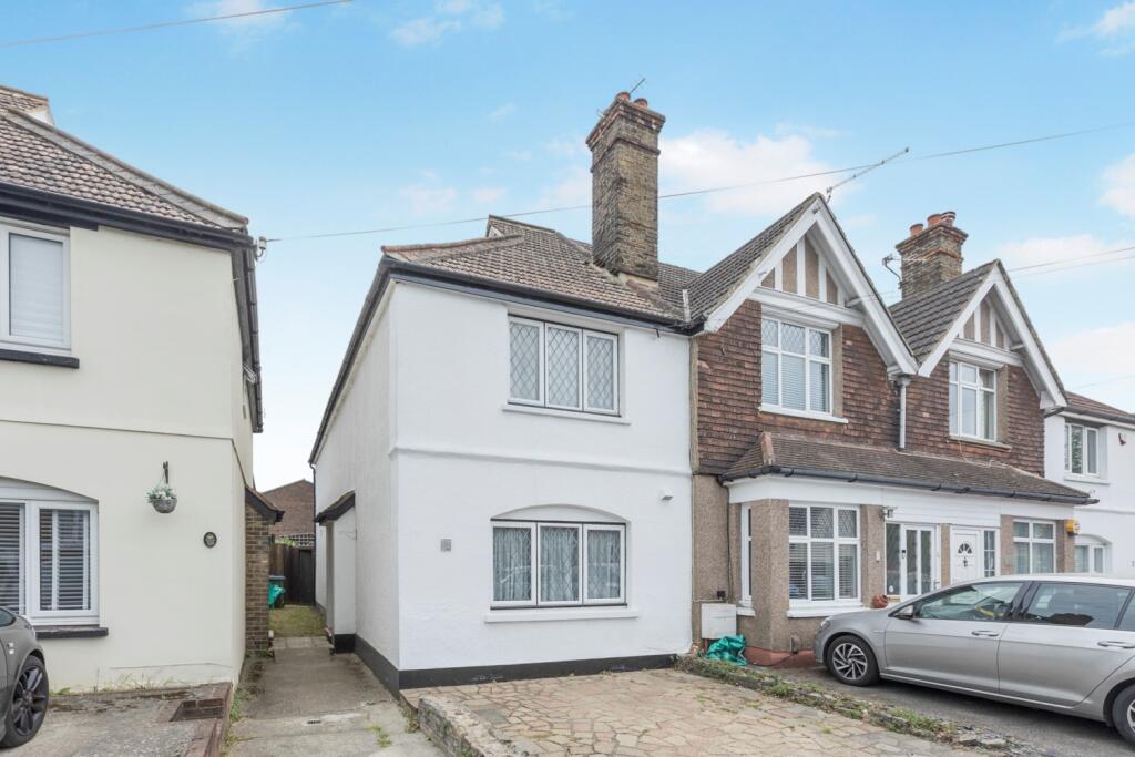 3 bed End of Terrace for rent in Swanley. From Langford Russell - Swanley