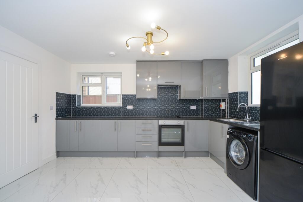 2 bed 1st Floor Flat for rent in Swanley. From Langford Russell - Swanley 2 bed 1st Floor Flat for rent in Swanley. From Langford Russell - Swanley