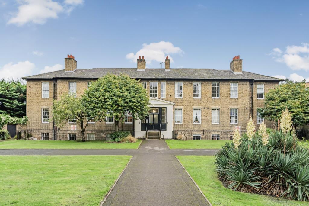 1 bed 1st Floor Flat for rent in Woolwich. From John Payne - Woolwich