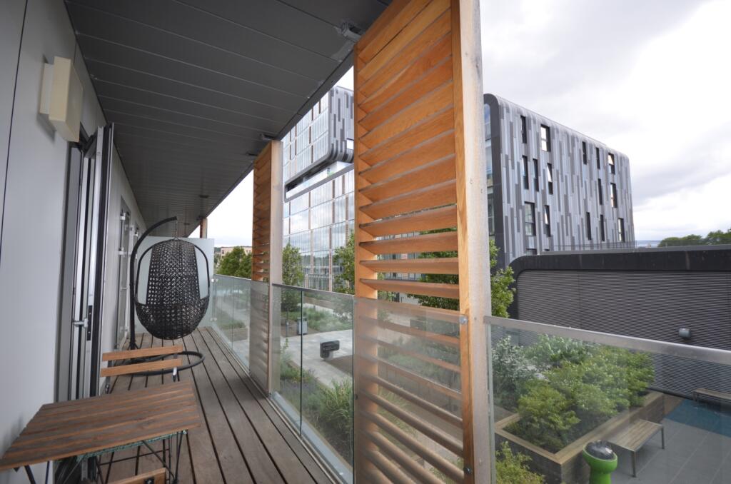 2 bed 1st Floor Flat for rent in Woolwich. From John Payne - Woolwich