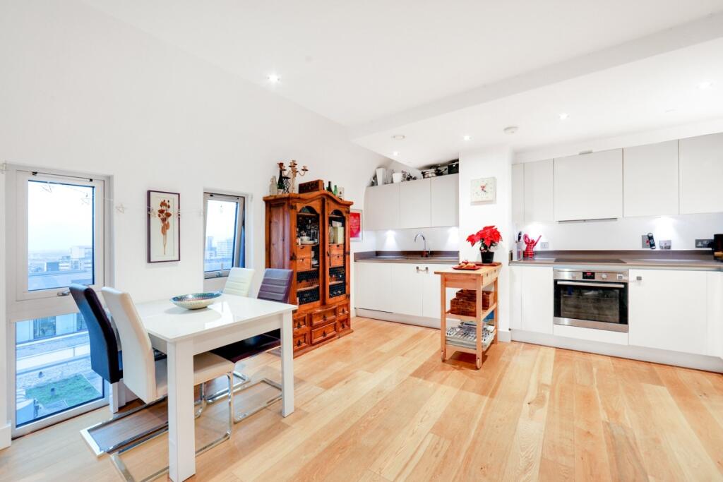 2 bed 1st Floor Flat for rent in Woolwich. From John Payne - Woolwich 2 bed 1st Floor Flat for rent in Woolwich. From John Payne - Woolwich