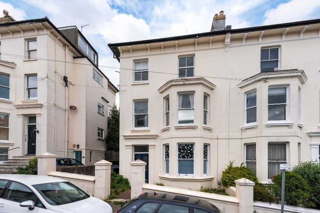 2 bed House (unspecified) for rent in Brighton and Hove. From Ellmans - Hove