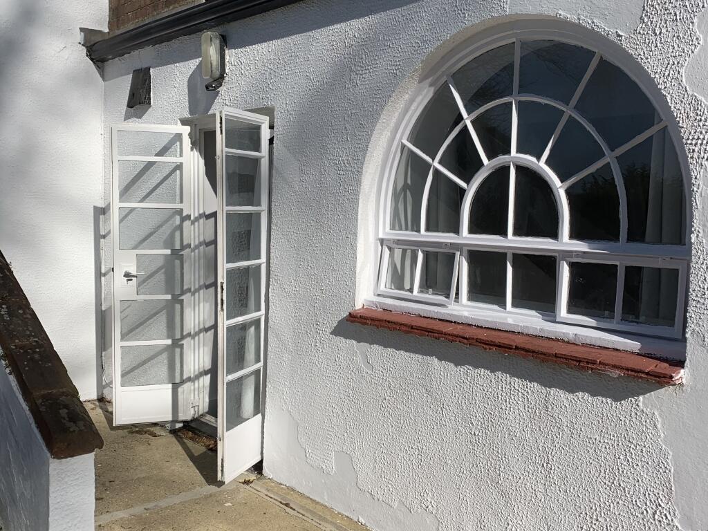 0 bed Studio for rent in Brighton and Hove. From Ellmans - Hove
