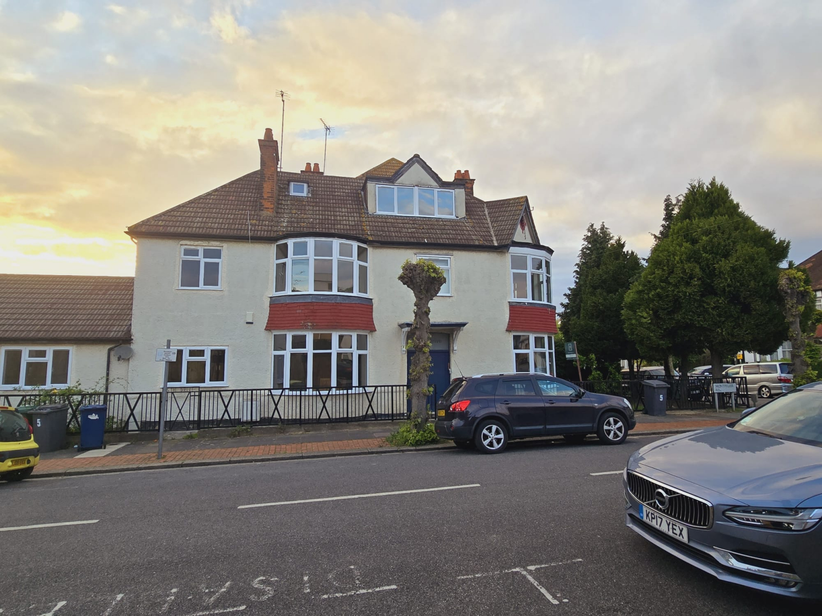 6 bed Semi-Detached House for rent in Hendon. From ELI-G Estates ltd