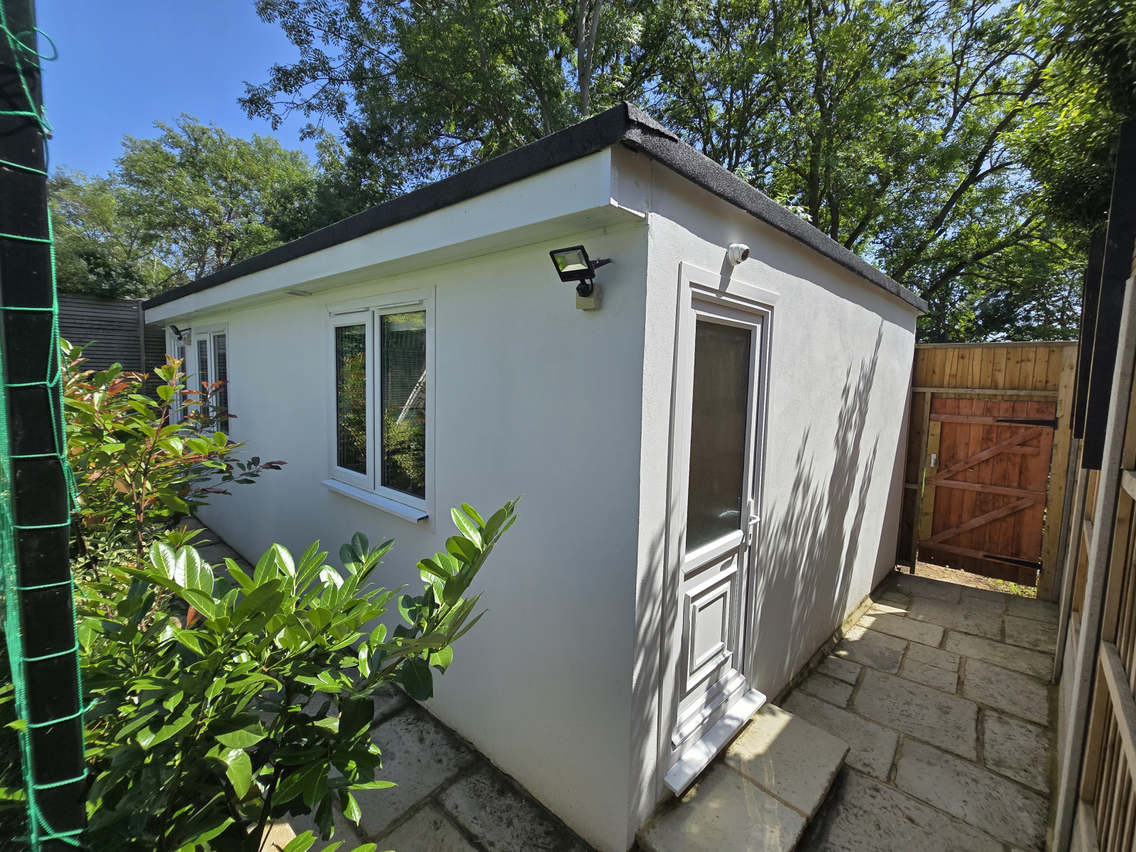 1 bed 1st Floor Flat for rent in Hendon. From ELI-G Estates ltd