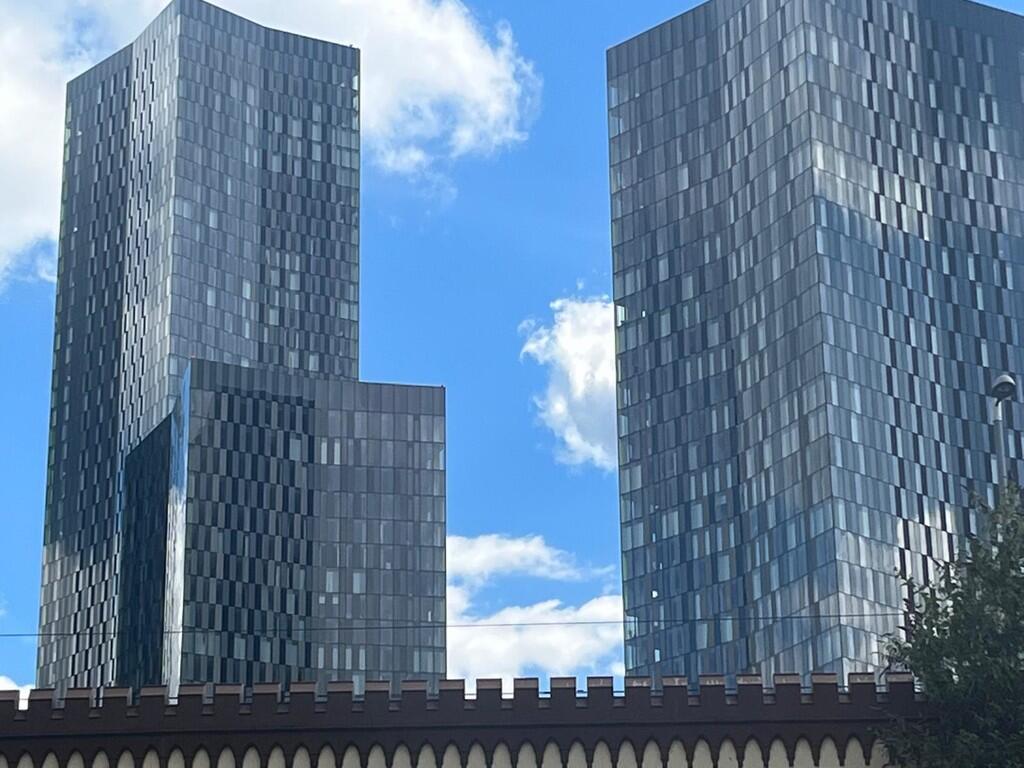 3 bed Apartment for rent in Manchester. From Encasa - Olton