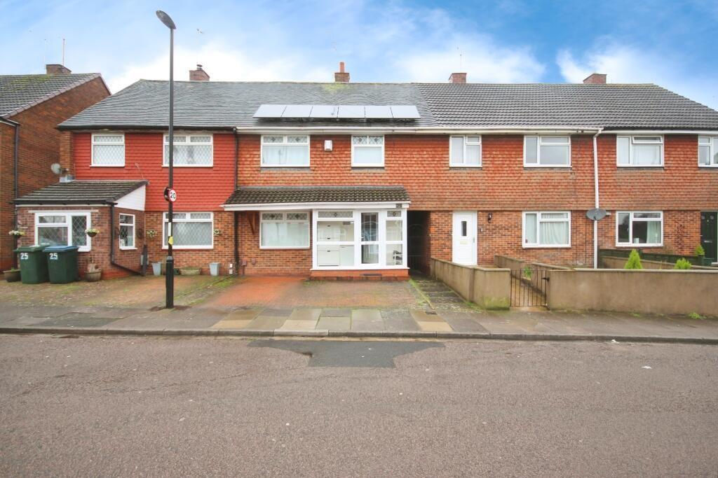 3 bed Mid Terraced House for rent in . From Envisage Sales & Lettings - Coventry