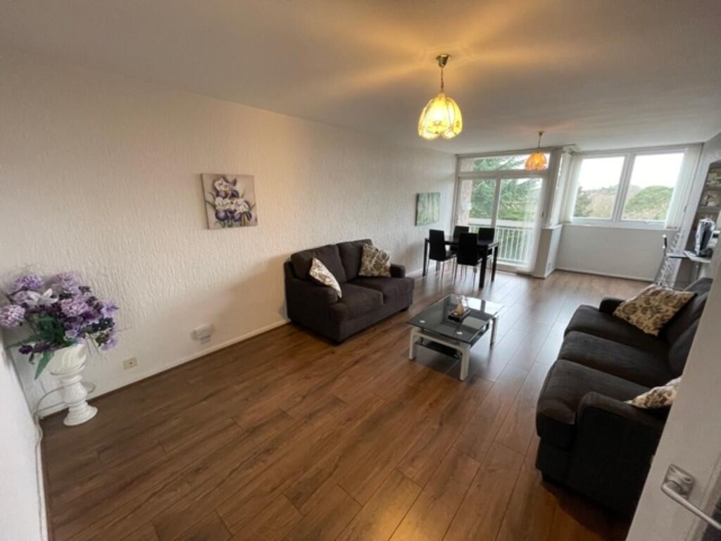 2 bed Apartment for rent in Binley Woods. From Envisage Sales & Lettings - Coventry
