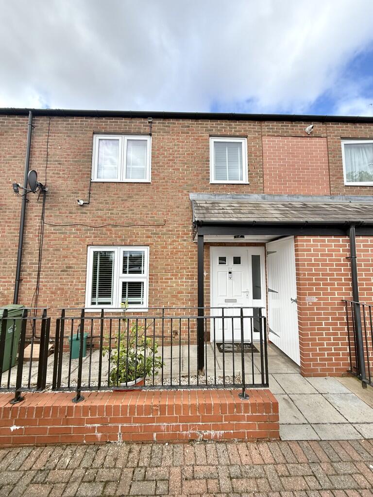 4 bed Semi Detached for rent in . From Envisage Sales & Lettings - Coventry