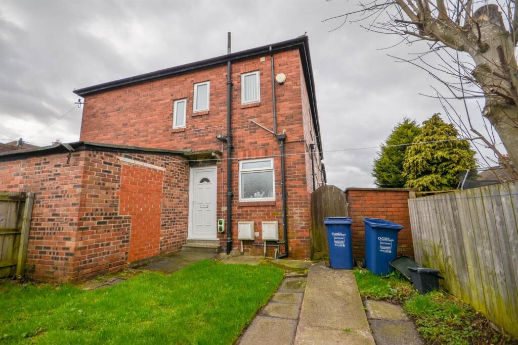 2 bed 1st Floor Flat for rent in Callerton. From Andrew Craig - Gosforth