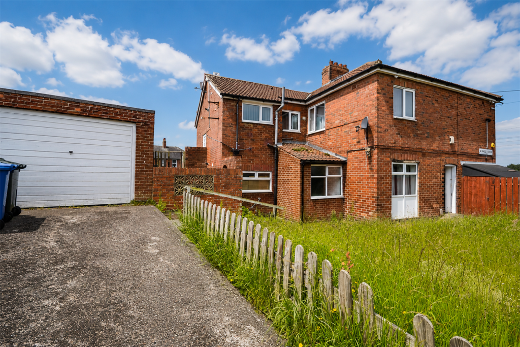 3 bed 1st Floor Flat for rent in Walbottle. From Andrew Craig - Gosforth 3 bed 1st Floor Flat for rent in Walbottle. From Andrew Craig - Gosforth