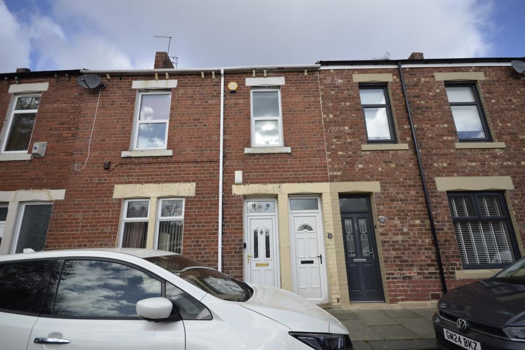 2 bed 1st Floor Flat for rent in Jarrow. From Andrew Craig - South Shields