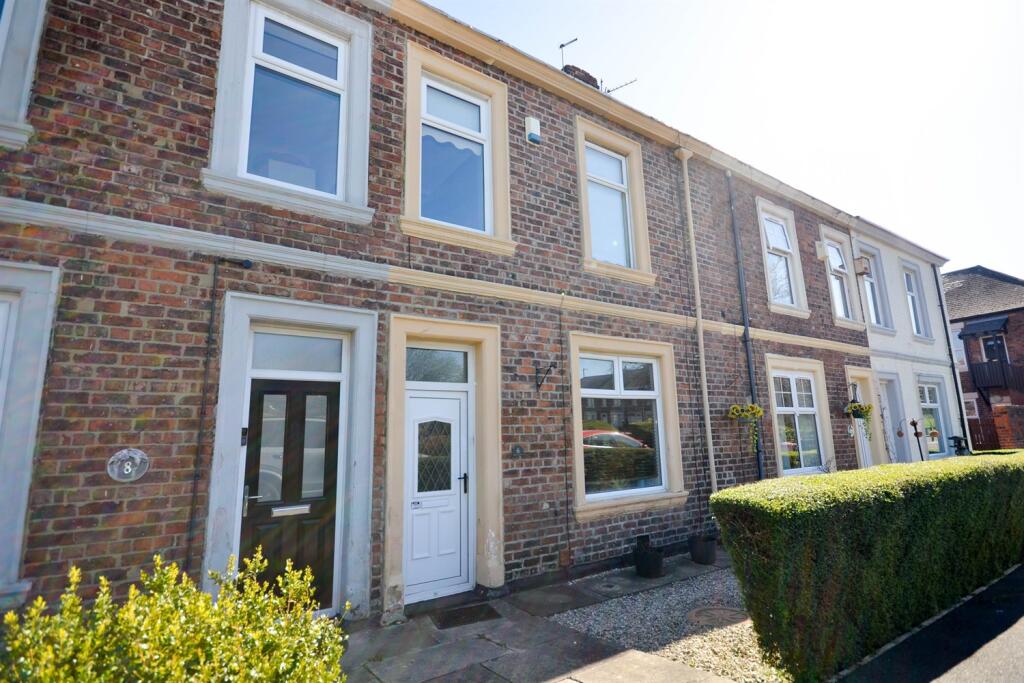 2 bed Mid Terraced House for rent in Jarrow. From Andrew Craig - South Shields
