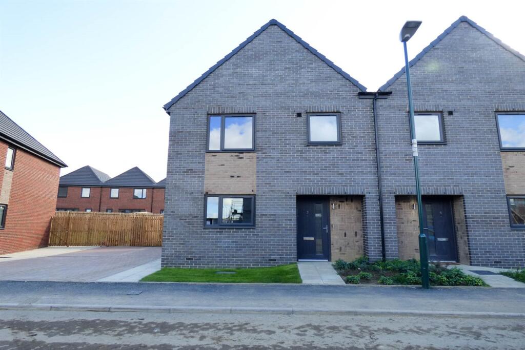 3 bed Semi Detached for rent in Hebburn. From Andrew Craig - South Shields 3 bed Semi Detached for rent in Hebburn. From Andrew Craig - South Shields