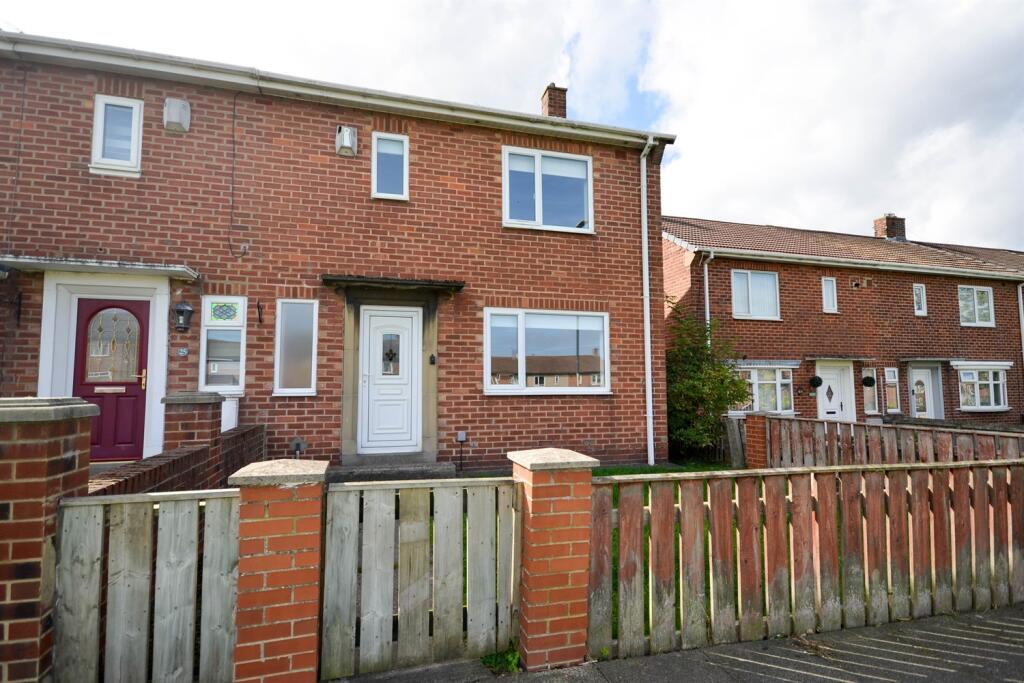 2 bed End of Terrace for rent in South Shields. From Andrew Craig - South Shields 2 bed End of Terrace for rent in South Shields. From Andrew Craig - South Shields