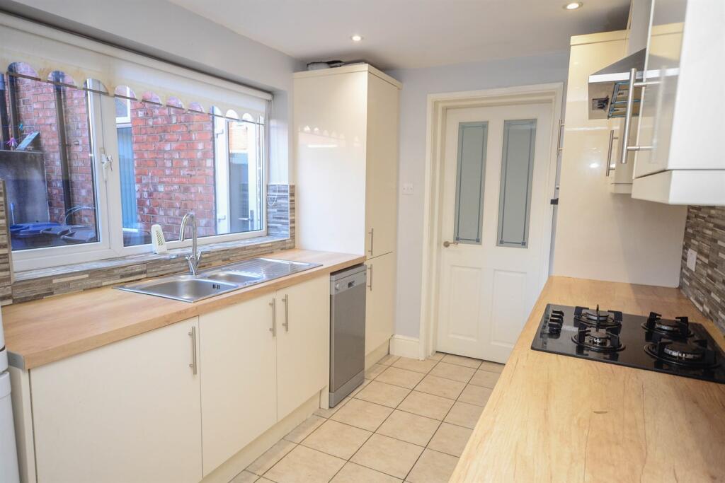 2 bed 1st Floor Flat for rent in South Shields. From Andrew Craig - South Shields