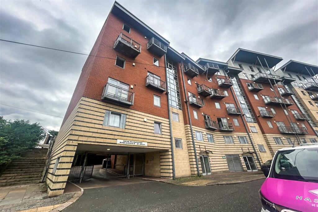 3 bed Apartment for rent in Sunderland. From Andrew Craig - Sunderland