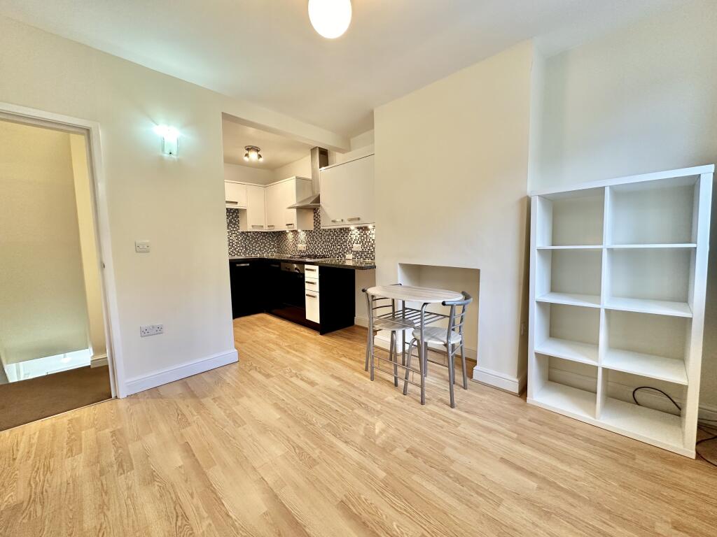 1 bed 1st Floor Flat for rent in Holmesfield. From Bloor & Co Estate Agents - Sheffield