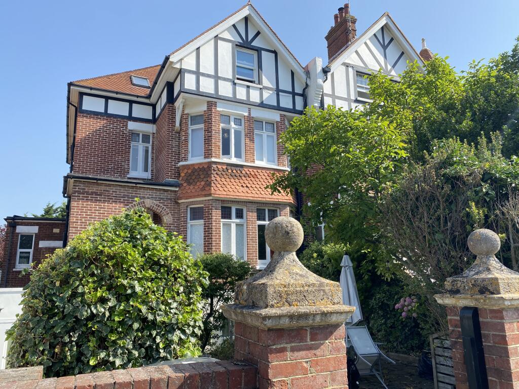 2 bed 1st Floor Flat for rent in Friston. From Equity Residential Limited - Eastbourne