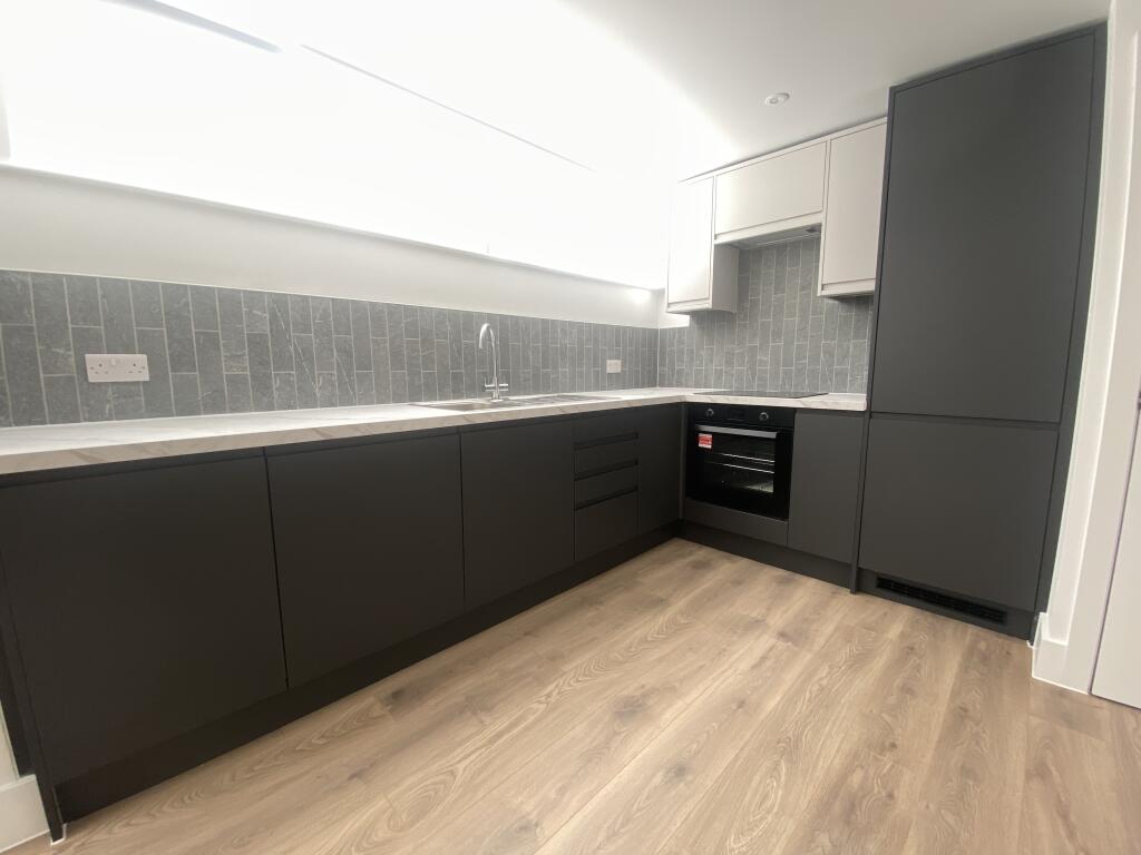 2 bed 1st Floor Flat for rent in Eastbourne. From Equity Residential Limited - Eastbourne 2 bed 1st Floor Flat for rent in Eastbourne. From Equity Residential Limited - Eastbourne