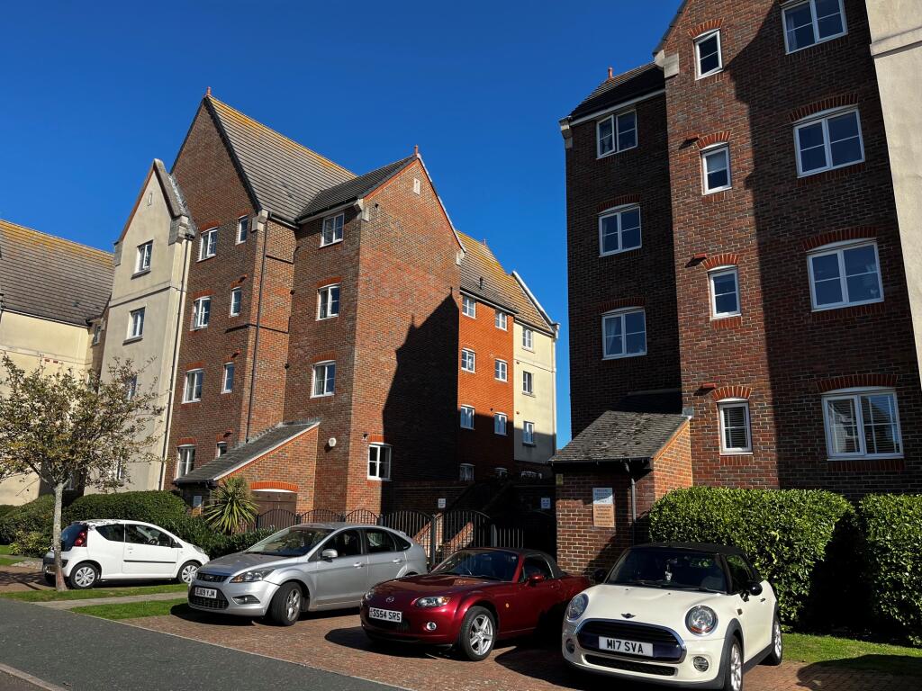 2 bed 1st Floor Flat for rent in Crumbles. From Equity Residential Limited - Eastbourne 2 bed 1st Floor Flat for rent in Crumbles. From Equity Residential Limited - Eastbourne