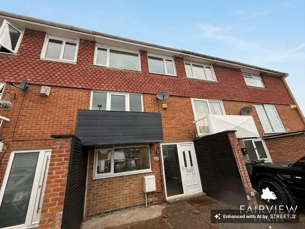 4 bed Mid Terraced House for rent in Nottingham. From Fairview Estates - Nottingham 4 bed Mid Terraced House for rent in Nottingham. From Fairview Estates - Nottingham