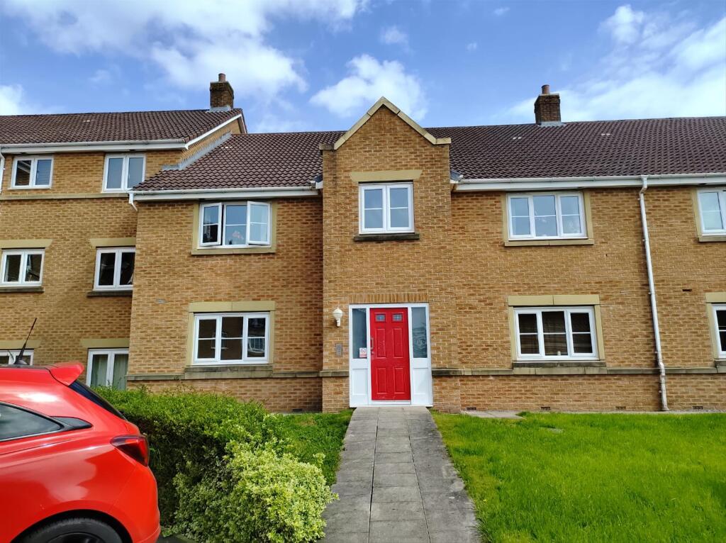 2 bed 1st Floor Flat for rent in Wingates. From Farrell Heyworth - Chorley & South Ribble