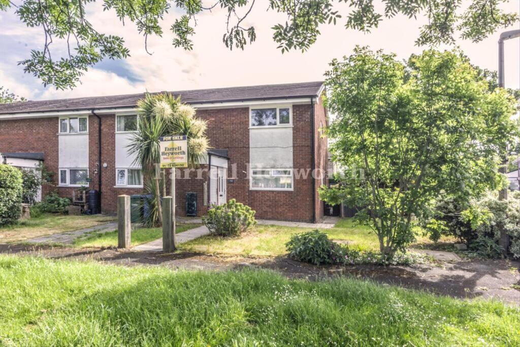 1 bed 1st Floor Flat for rent in Leyland. From Farrell Heyworth - Chorley & South Ribble 1 bed 1st Floor Flat for rent in Leyland. From Farrell Heyworth - Chorley & South Ribble
