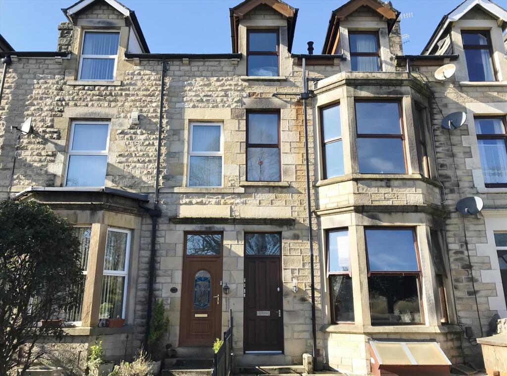 3 bed 1st Floor Flat for rent in Lancaster. From Farrell Heyworth - Lancaster & North Lancashire