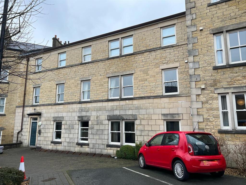2 bed 1st Floor Flat for rent in Lancaster. From Farrell Heyworth - Lancaster & North Lancashire 2 bed 1st Floor Flat for rent in Lancaster. From Farrell Heyworth - Lancaster & North Lancashire