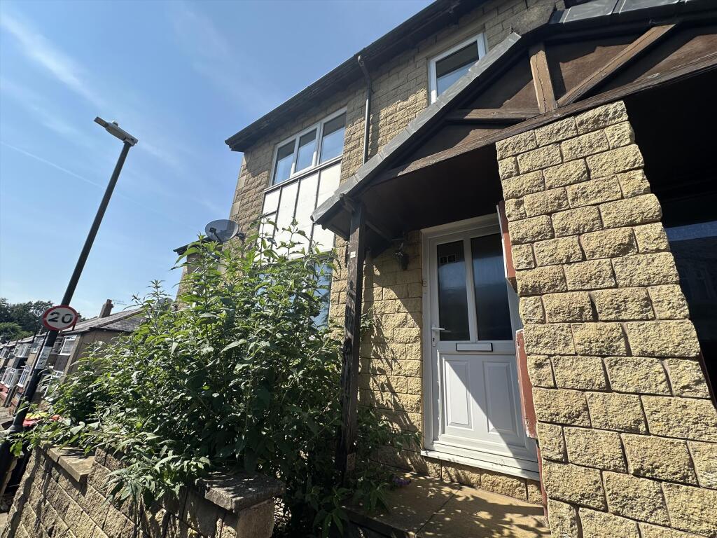 3 bed Detached for rent in Aldcliffe. From Farrell Heyworth - Lancaster & North Lancashire 3 bed Detached for rent in Aldcliffe. From Farrell Heyworth - Lancaster & North Lancashire