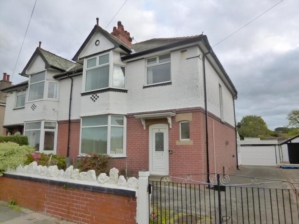 2 bed 1st Floor Flat for rent in Morecambe. From Farrell Heyworth - Morecambe