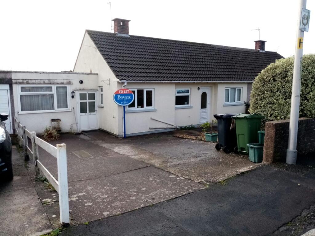 2 bed Semi-detached bungalow for rent in Wrington. From Farrons - Winscombe