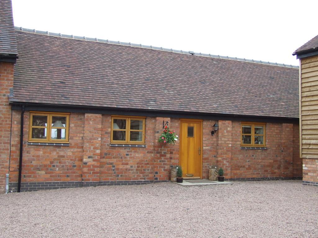 3 bed Barn Conversion for rent in Cutnall Green. From Fisher German - Worcester