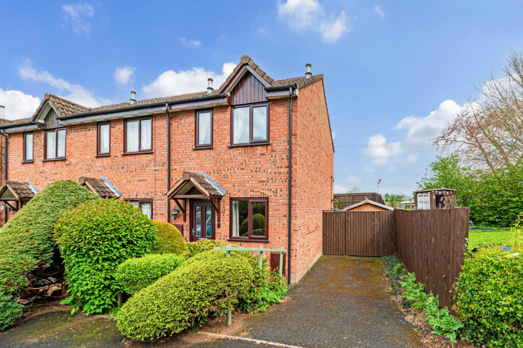 2 bed End of Terrace for rent in Tenbury Wells. From Fisher German - Worcester