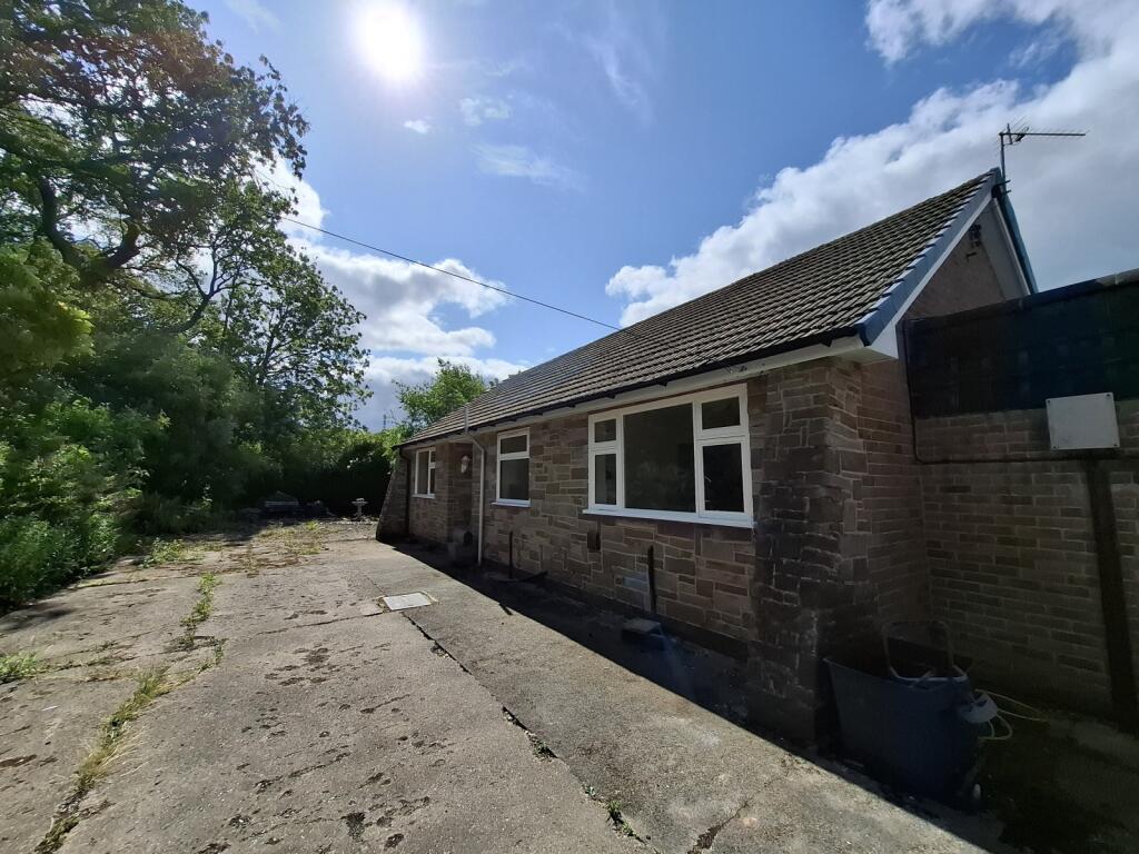 2 bed Bungalow for rent in Stanton under Bardon. From Fisher German - Worcester