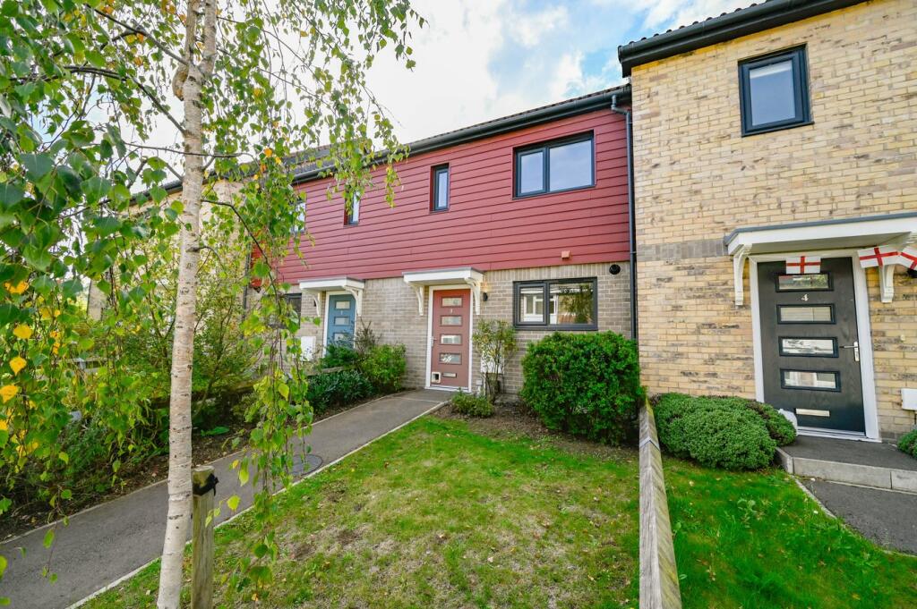 2 bed Mid Terraced House for rent in . From Fisks - Wimborne