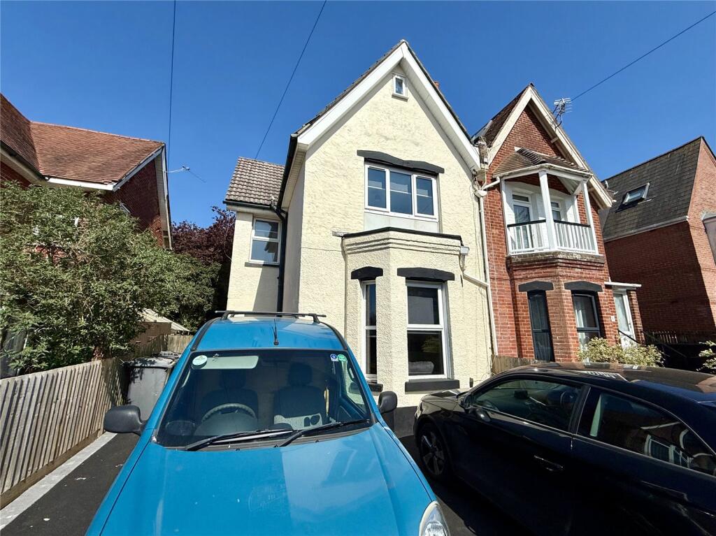 6 bed Semi Detached for rent in Bournemouth. From Frost & Co Estate Agents - Bournemouth