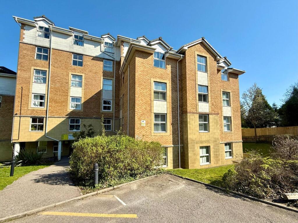 2 bed Apartment for rent in Bournemouth. From Frost & Co Estate Agents - Bournemouth