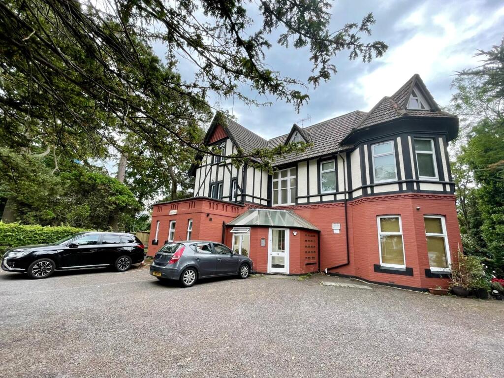 4 bed Studio for rent in Bournemouth. From Frost & Co Estate Agents - Bournemouth