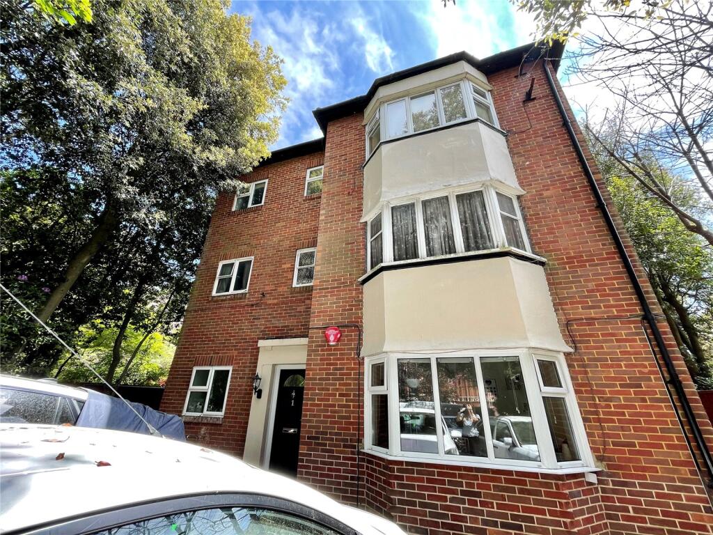2 bed Apartment for rent in Bournemouth. From Frost & Co Estate Agents - Bournemouth 2 bed Apartment for rent in Bournemouth. From Frost & Co Estate Agents - Bournemouth