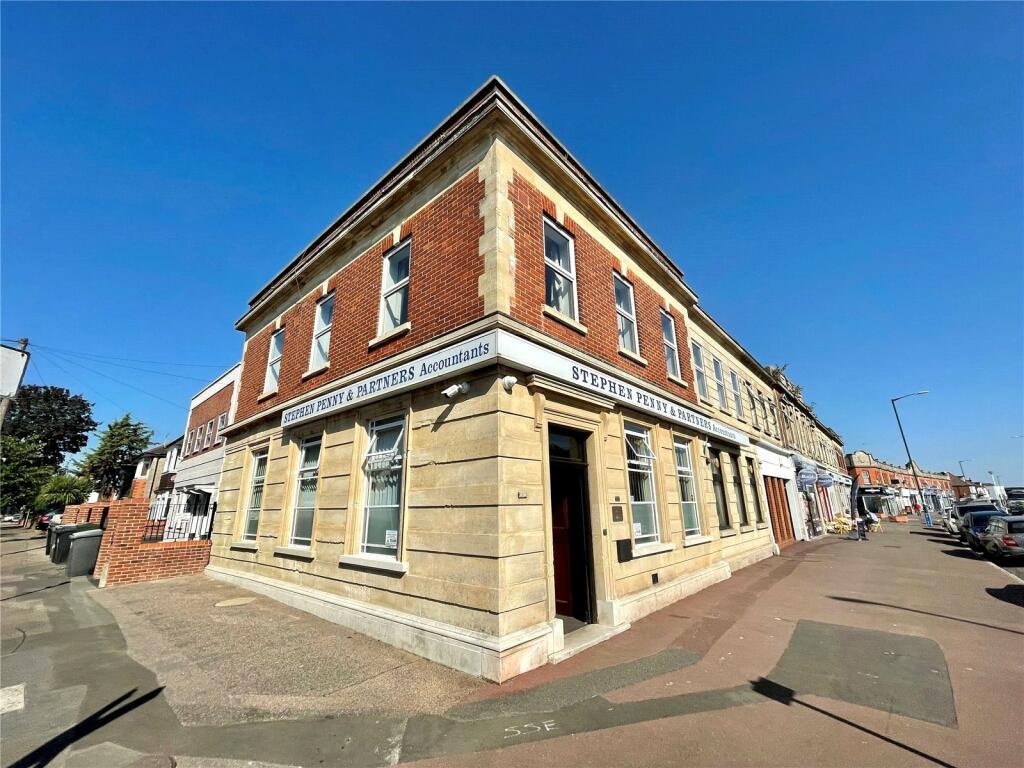 2 bed Apartment for rent in West Parley. From Frost & Co Estate Agents - Bournemouth