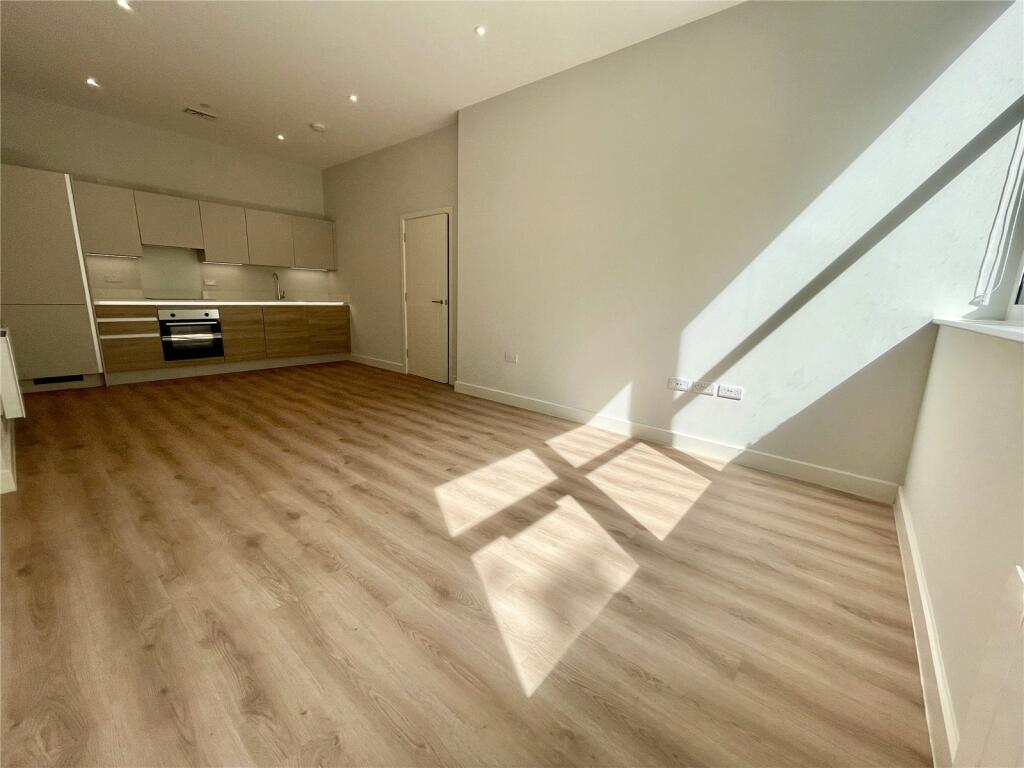 1 bed Apartment for rent in . From Frost & Co Estate Agents - Bournemouth 1 bed Apartment for rent in . From Frost & Co Estate Agents - Bournemouth
