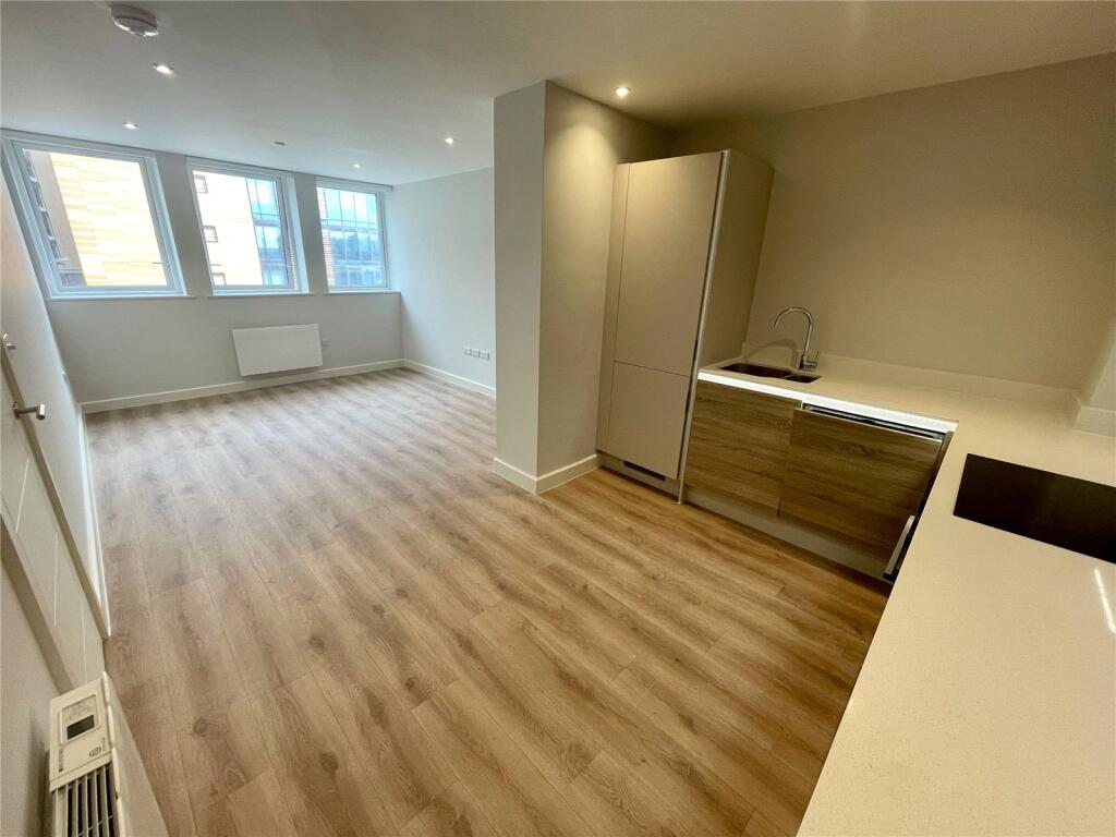 2 bed Apartment for rent in . From Frost & Co Estate Agents - Bournemouth