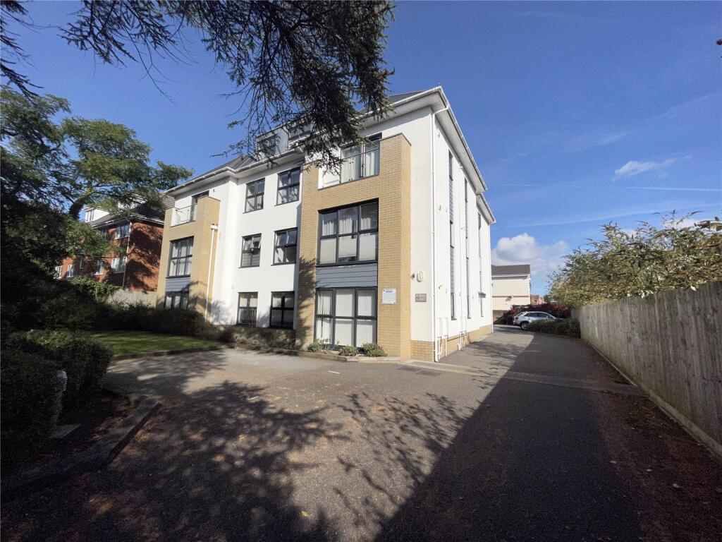 1 bed Apartment for rent in Hurn. From Frost & Co Estate Agents - Bournemouth