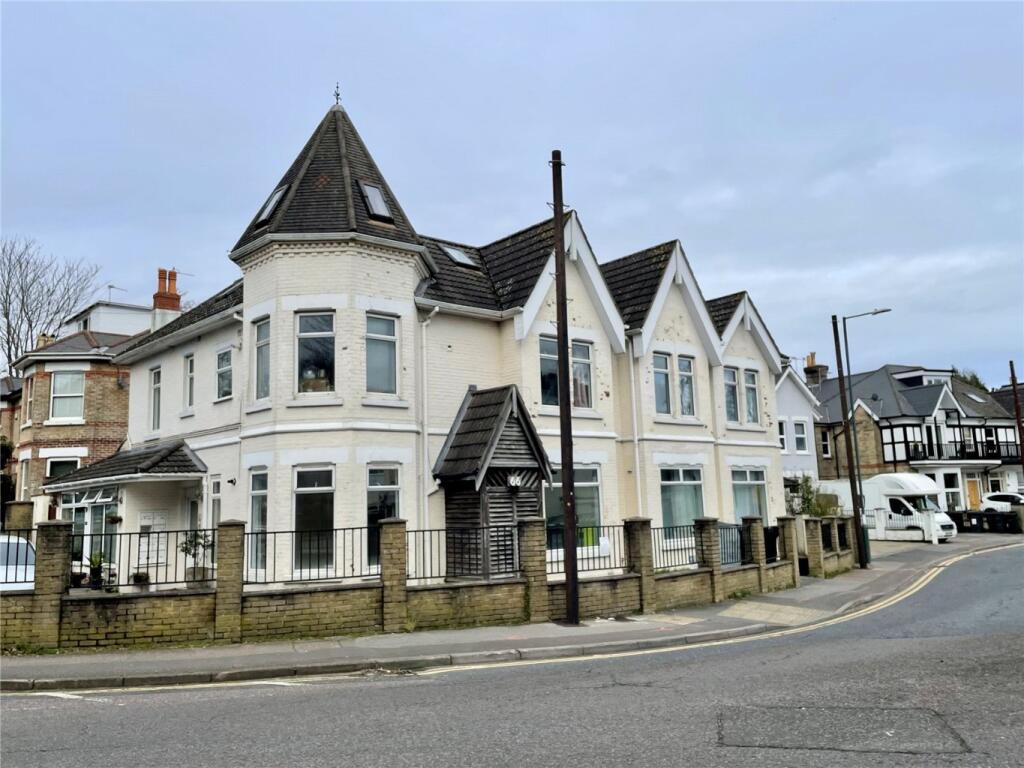2 bed 1st Floor Flat for rent in Bournemouth. From Frost & Co Estate Agents - Bournemouth