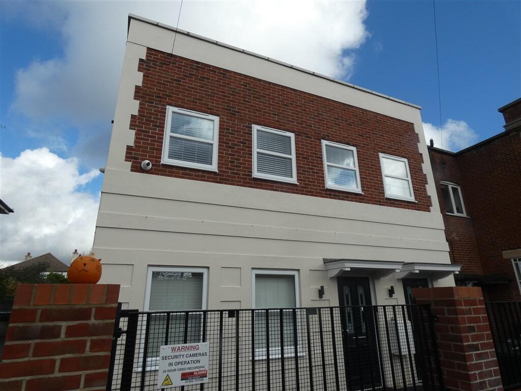 2 bed Apartment for rent in West Parley. From Frost & Co Estate Agents - Bournemouth